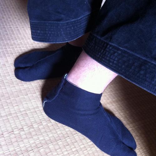 NINJASOX: Traditional tabi socks made with washi paper! by Gallet